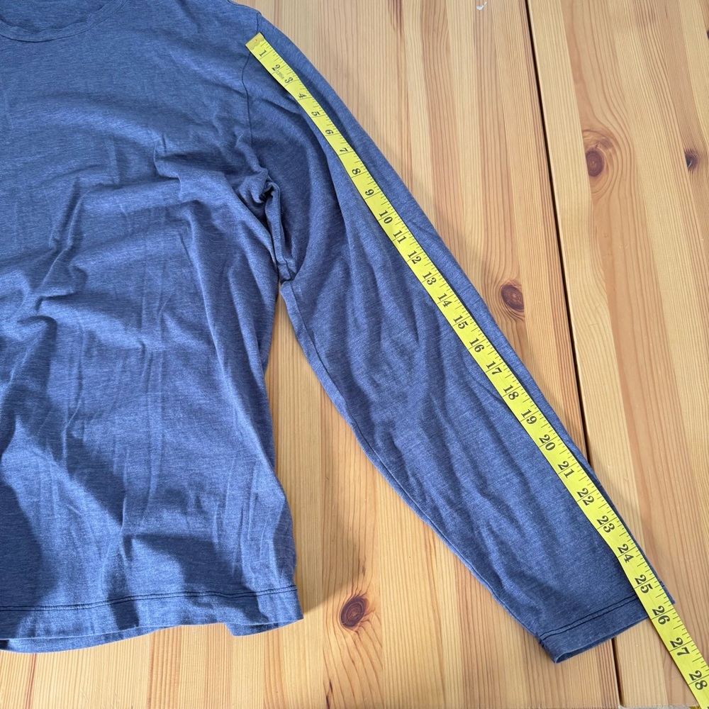 Lululemon Men's Blue Long Sleeve Tee  Crew Neck Minimalist ~ L - Picture 5 of 9